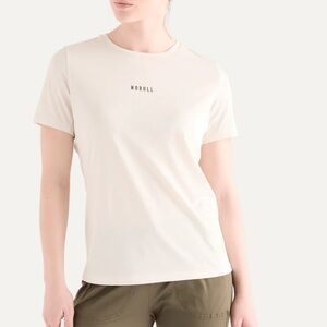 New NWT NOBULL women’s delta peak top size S